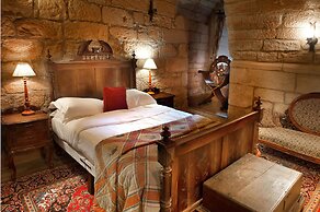 Dalhousie Castle