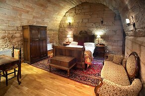 Dalhousie Castle