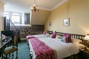 Dalhousie Castle