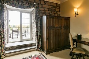 Dalhousie Castle