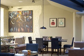 The Broadway Hotel