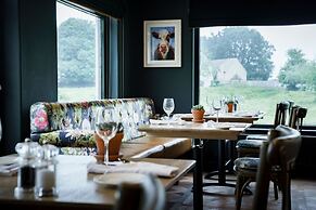 Bear of Rodborough Hotel