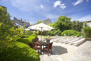 Bay Tree Hotel