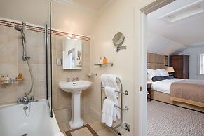 Cringletie House Hotel