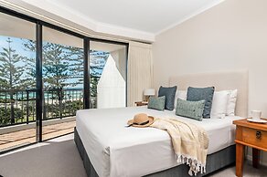 Mantra Coolangatta Beach