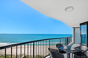 Mantra Coolangatta Beach