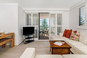Mantra Coolangatta Beach