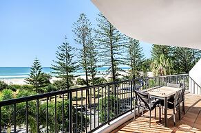 Mantra Coolangatta Beach