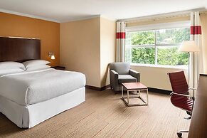 Four Points by Sheraton Surrey