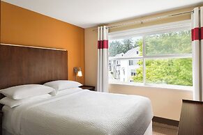 Four Points by Sheraton Surrey