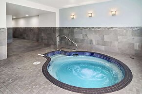 Best Western Plus Pitt Meadows Inn & Suites