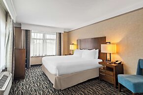Best Western Plus Pitt Meadows Inn & Suites