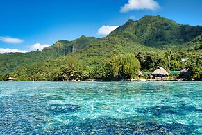 Sofitel Kia Ora Moorea Beach Resort