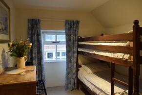 Noel Arms Hotel