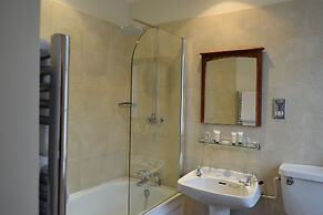 Noel Arms Hotel