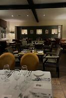 Noel Arms Hotel