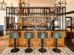 Mercure Oxford Hawkwell House Hotel