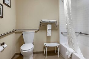 Comfort Inn & Suites Little Rock Airport