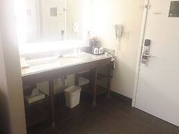 Comfort Inn & Suites Little Rock Airport