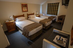 Baycrest Lodge
