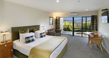 Baycrest Lodge