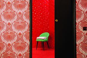 Idol Hotel