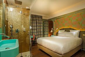 Idol Hotel