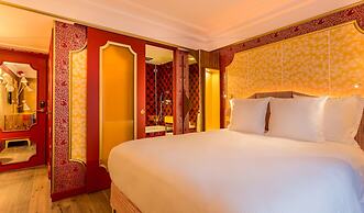 Idol Hotel
