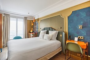 Idol Hotel