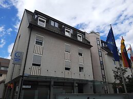 Central Hotel