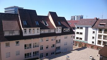 Central Hotel