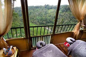 Kupu Kupu Barong Villas & Tree Spa