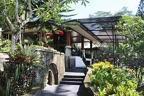 Kupu Kupu Barong Villas & Tree Spa