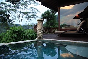Kupu Kupu Barong Villas & Tree Spa