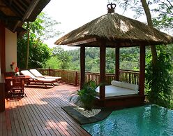Kupu Kupu Barong Villas & Tree Spa