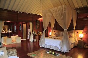 Kupu Kupu Barong Villas & Tree Spa
