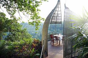 Kupu Kupu Barong Villas & Tree Spa