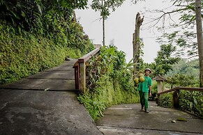 Kupu Kupu Barong Villas & Tree Spa