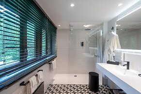 La Cheneaudiere - Hôtel Spa - Relais & Châteaux
