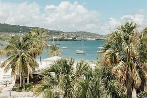 Hotel on the Cay