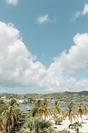 Hotel on the Cay