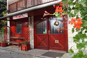 Korona Hotel Panzio