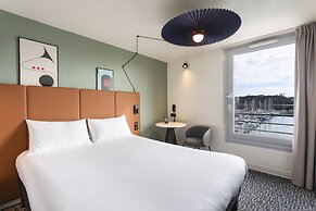 ibis Granville Port de plaisance