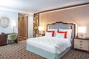Hotel Bristol