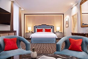 Hotel Bristol