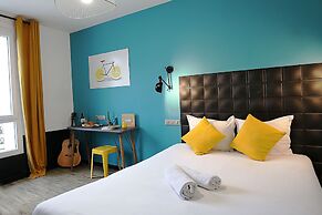 Arty Paris Porte de Versailles by River - Hostel