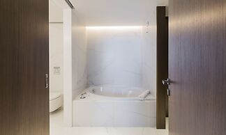 Makedonia Palace