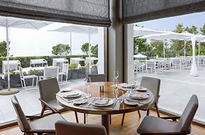 Makedonia Palace