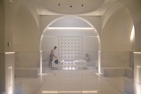 Makedonia Palace