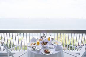 Makedonia Palace